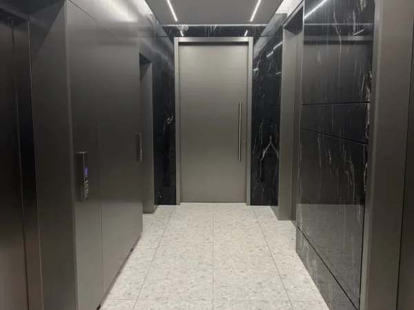 Plateau de bureaux de 392 m2 au 1er étage