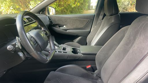 DS DS7 Crossback 1.5 BlueHDi 130 EAT8 - Performance Line – 2022 – 90761 km – Diesel – Boîte Automatique — photo 6