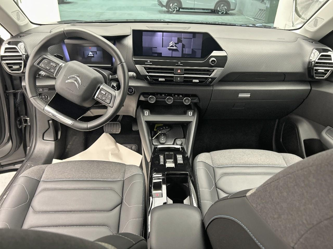 Citroën C4 X puretech 130 s&s eat8 shine — photo 12