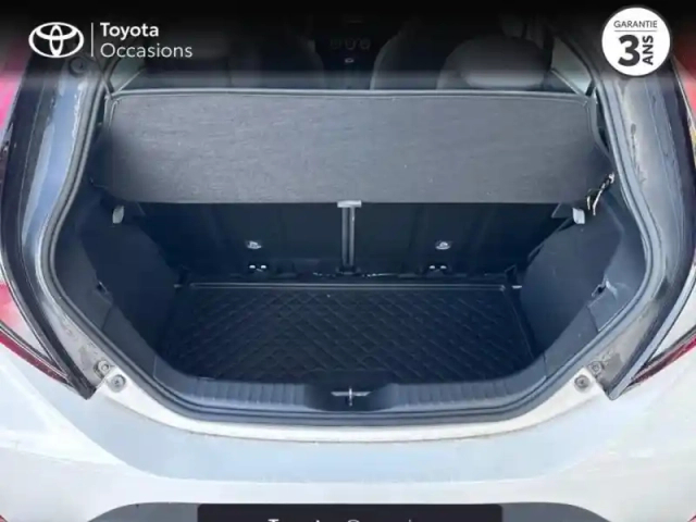 Toyota Aygo x 1.0 vvt-i 72ch dynamic — photo 10