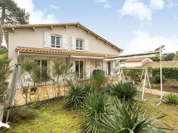 Maison 6 pièces 146 m²