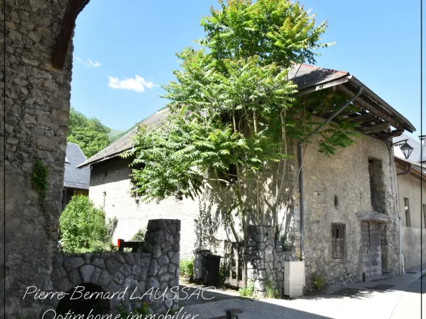 Grange à rénover à SAINT JEAN DE LA PORTE (73250)