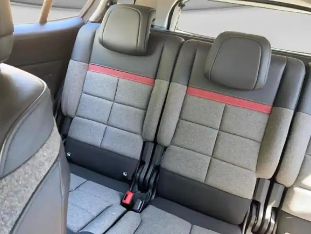 Citroën C5 Aircross 130ch s&amp;s feel — photo 16