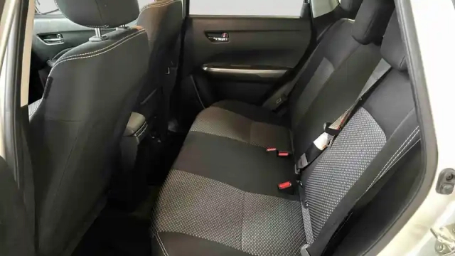 Suzuki Vitara 1.4 boosterjet hybrid — photo 47