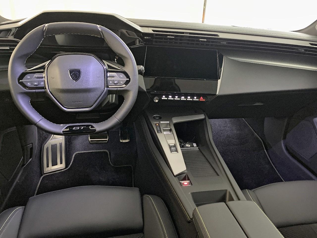 Peugeot 408 hybrid 145 e-dcs6 gt — photo 8