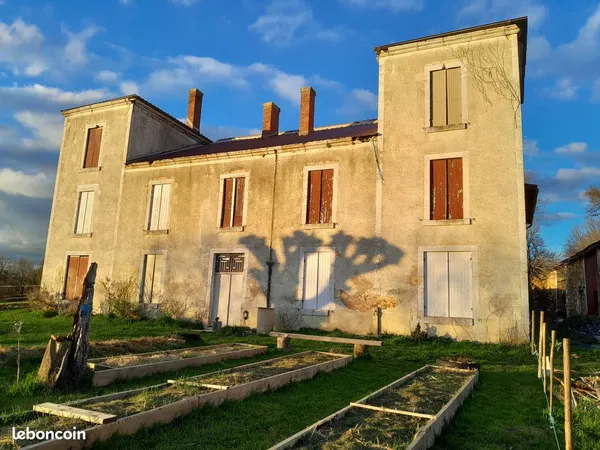 Manoir en cours de sauvetage
