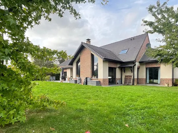 Villa 7 pièces 220 m²