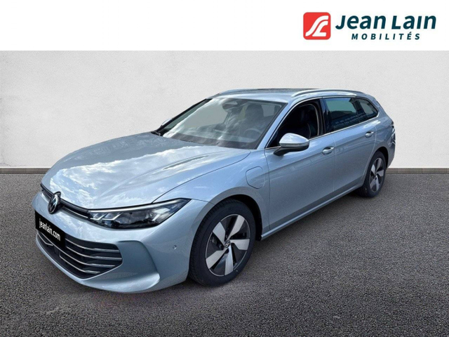 Volkswagen Passat 1.5 eHybrid 204 DSG6 Life Plus