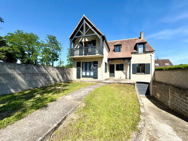 Maison 8 pièces 210 m²