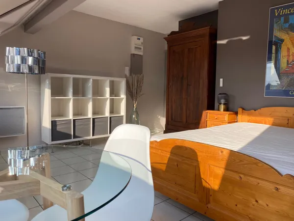 Studio Meublé Résidence Calme et Sécurisée proche Centre Ville Macon