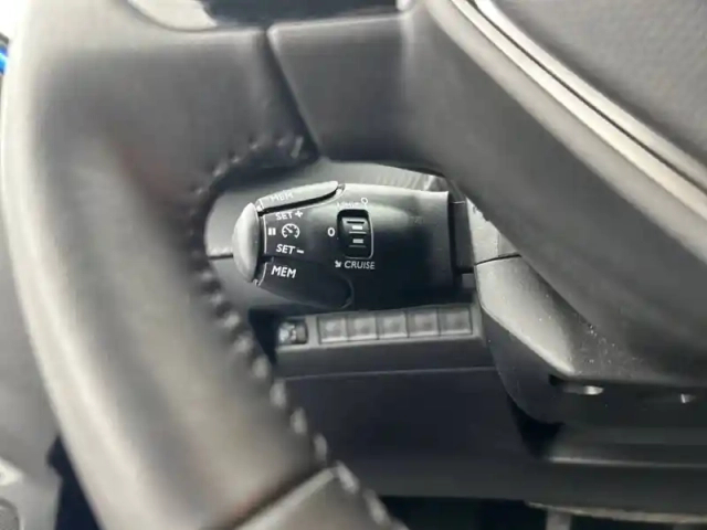 Peugeot 2008 puretech 100 s&amp;s bvm6 — photo 19