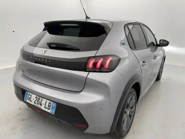 Peugeot 208 electrique 50 kwh 136ch — photo 31