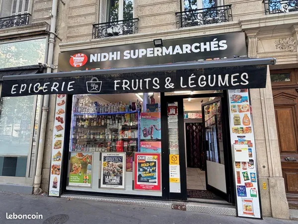 Commerce Vente Paris  32m² 68000€