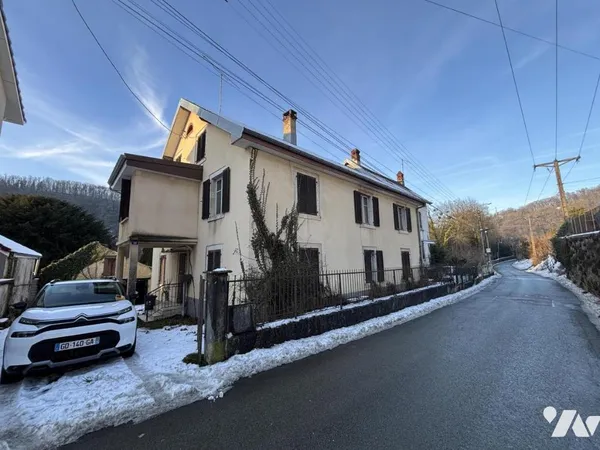 Maison 11 pièces 220 m²