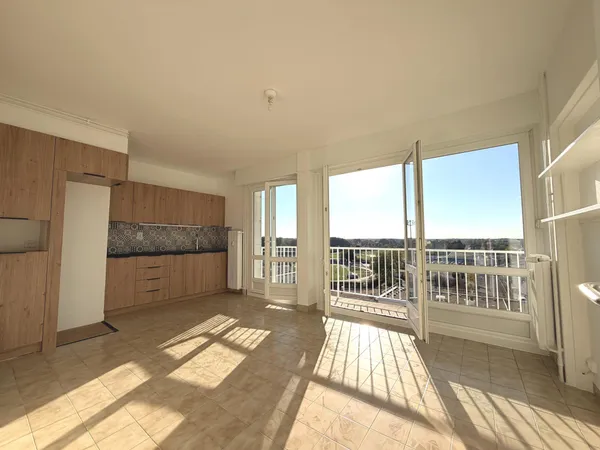 SUBLIME APPARTEMENT 2 PIECES - JOUE LES TOURS