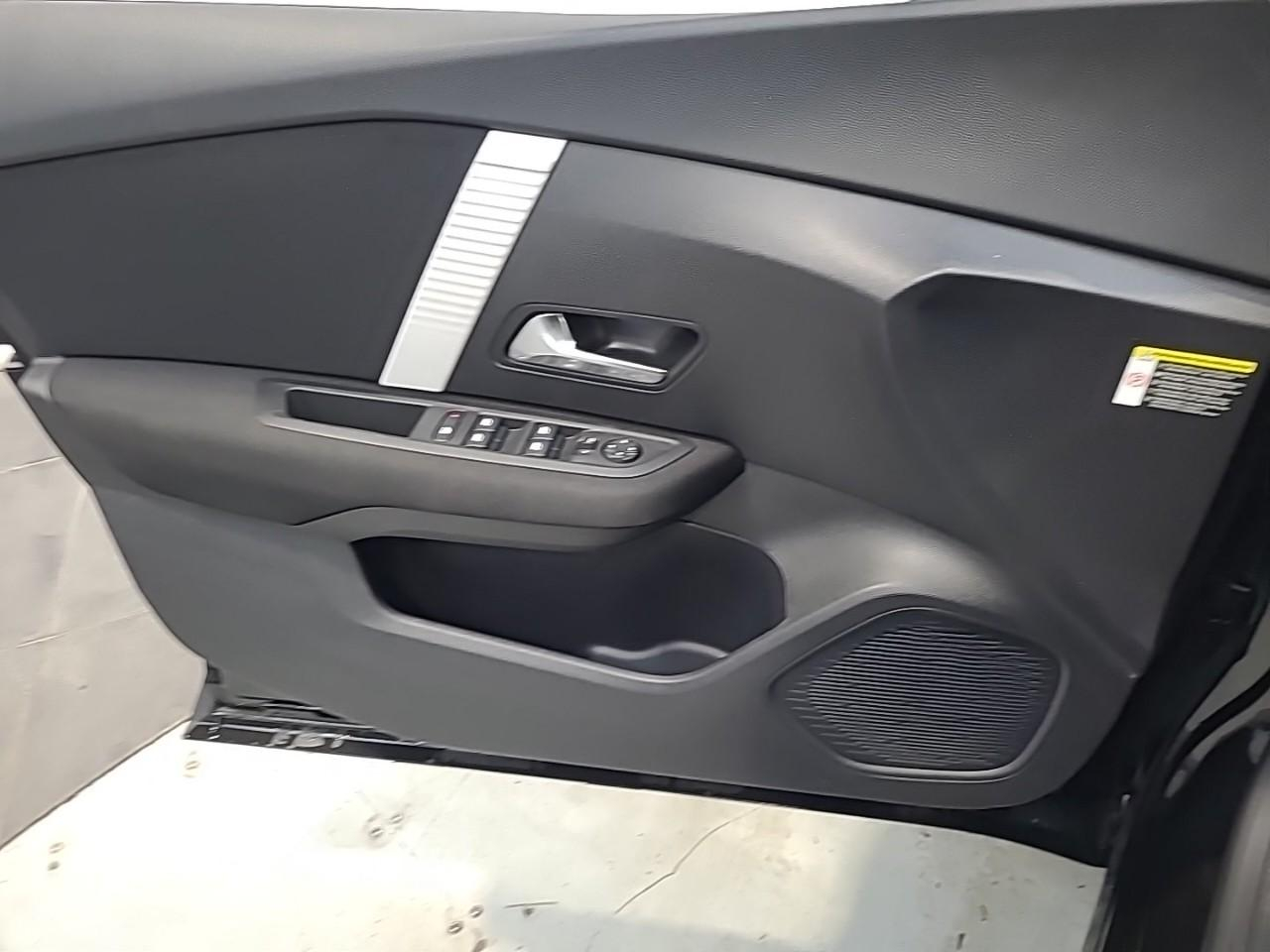Citroën C4 hybride 100 e-dcs6 you — photo 25