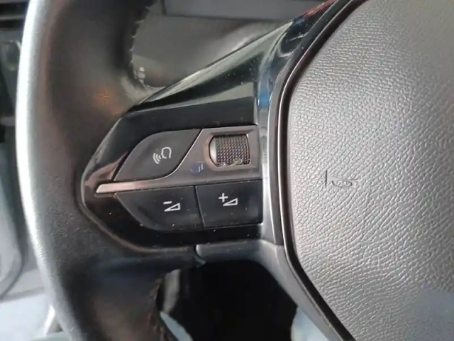 Peugeot 208 bluehdi 100 s&amp;s bvm6 — photo 23