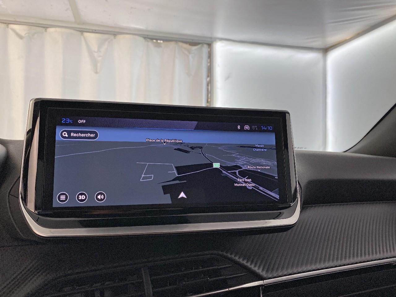 Peugeot 2008 hybrid 145 ch e-dcs6 allure — photo 14
