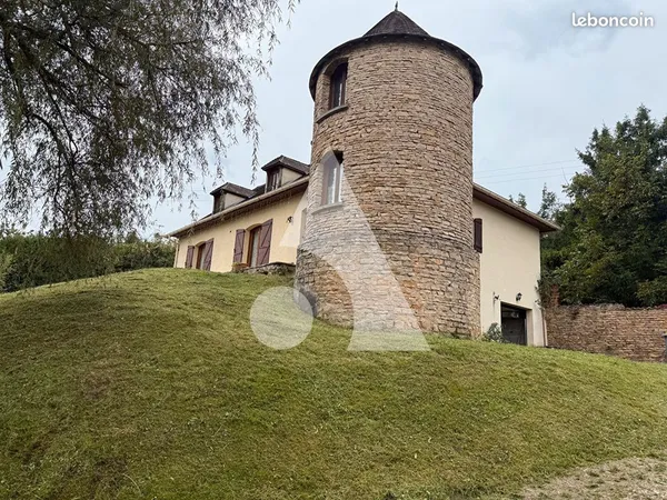 Pavillon 7 pièces 222 m²