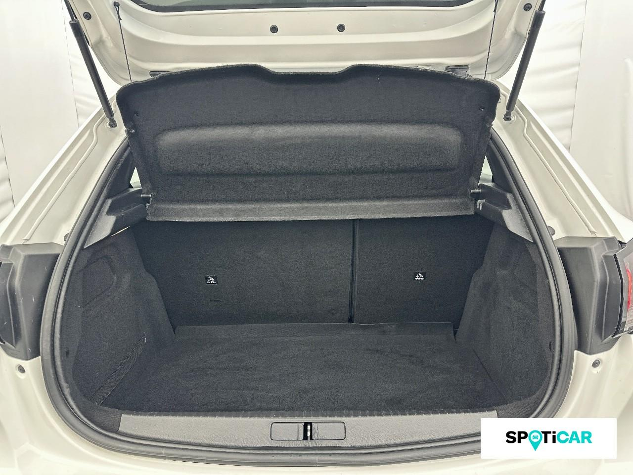 Peugeot 208 1.2 puretech 100ch s&s allure — photo 6