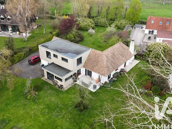 Propriété 7 pièces 173 m²