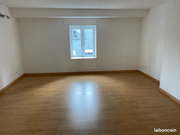 Appartement 6 pièces 90 m²