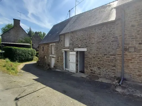 Maison en pierres mitoyenne de 75m2