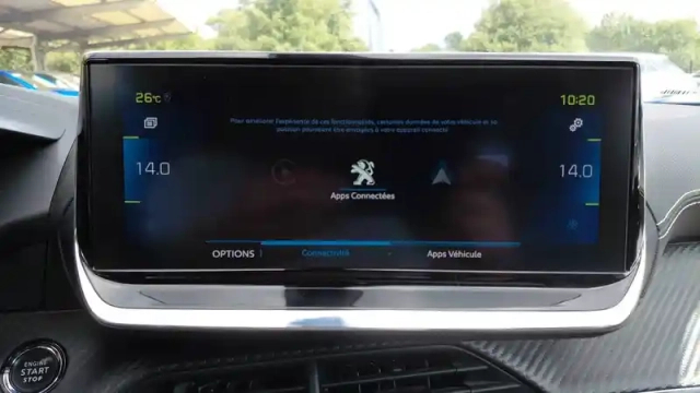Peugeot 2008 moteur électrique 136 ch — photo 25