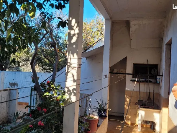 RARE Vends 1 maison avec 2 appartements