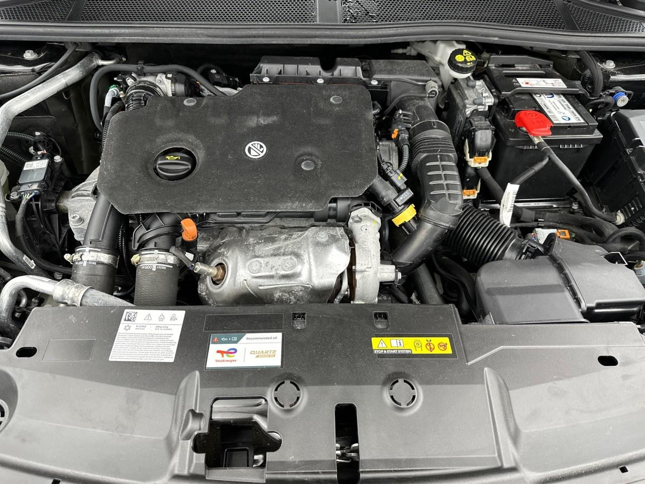 Peugeot 308 bluehdi 130ch s&s eat8 allure — photo 13