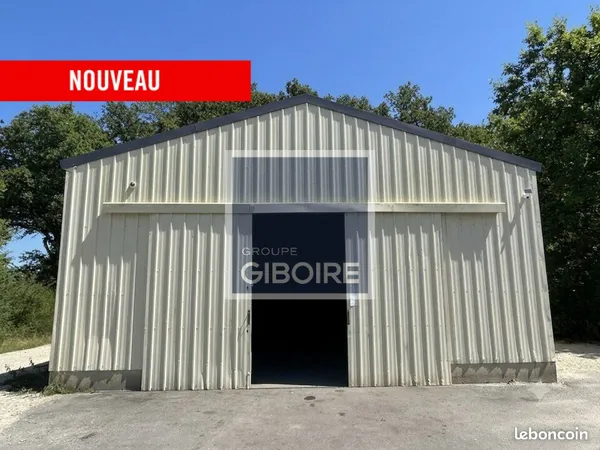 Local d'activité 195 m²