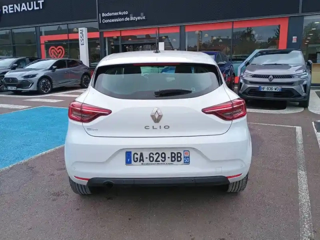 Renault Clio blue dci 85