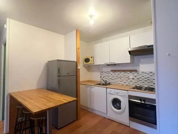 Studio 1 pièce 27 m²