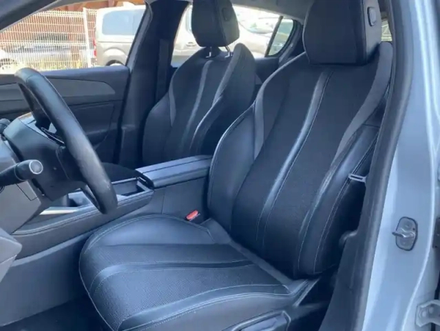 Peugeot 308 iii puretech 130 s&amp;s allure — photo 12
