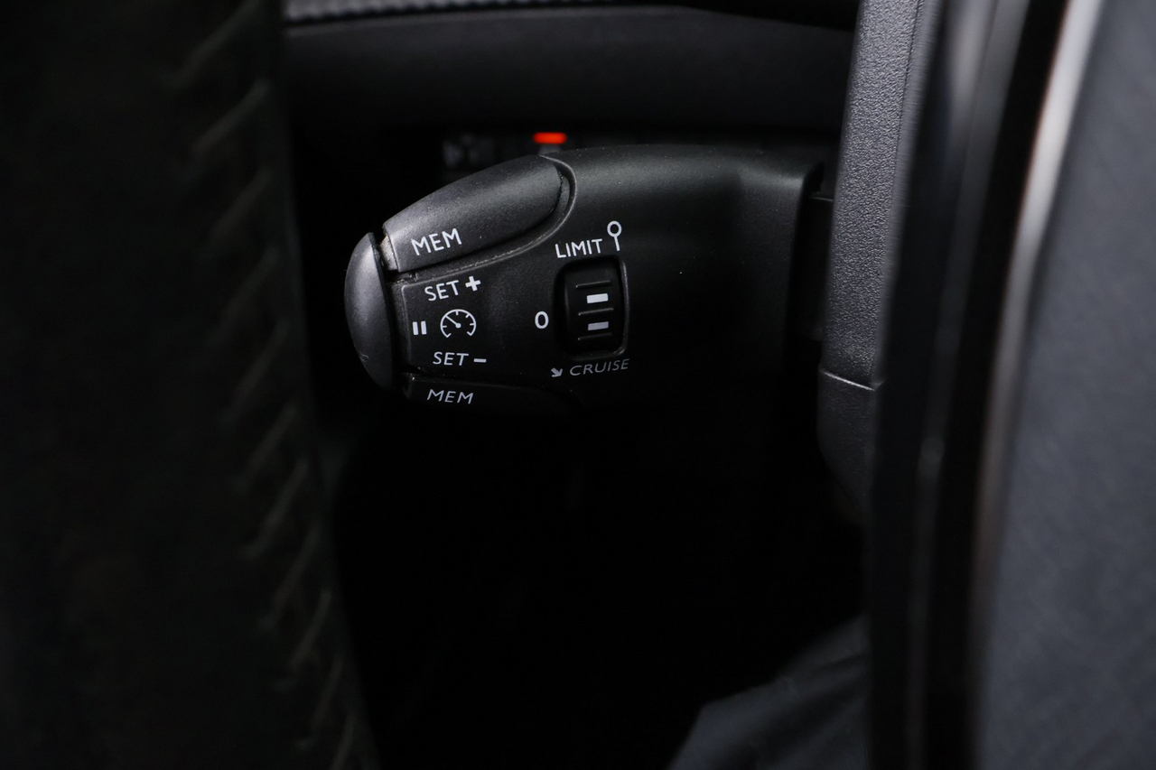 Peugeot 2008 — photo 21