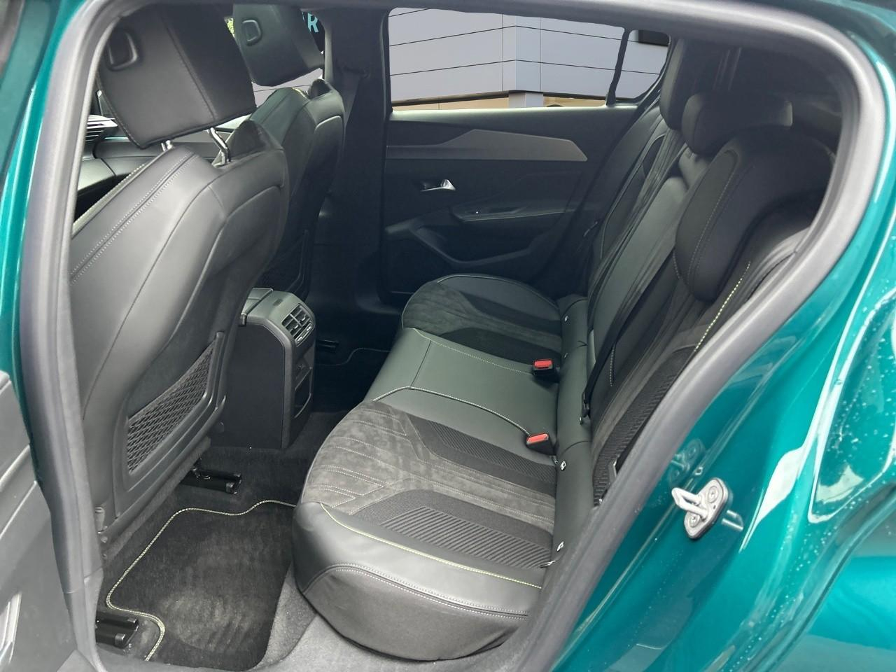 Peugeot 308 e-308 156ch batterie 55 kwh gt exclusive — photo 10