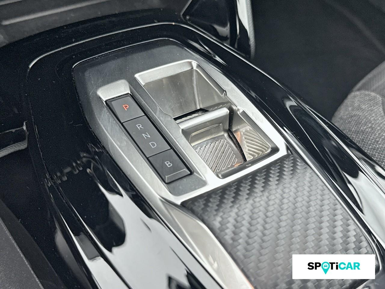 Peugeot 208 e-208 136ch style — photo 14