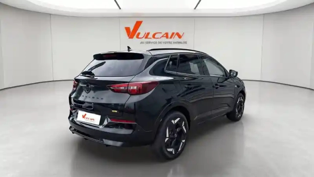 Opel Grandland hybrid 300 ch awd bva8 — photo 37