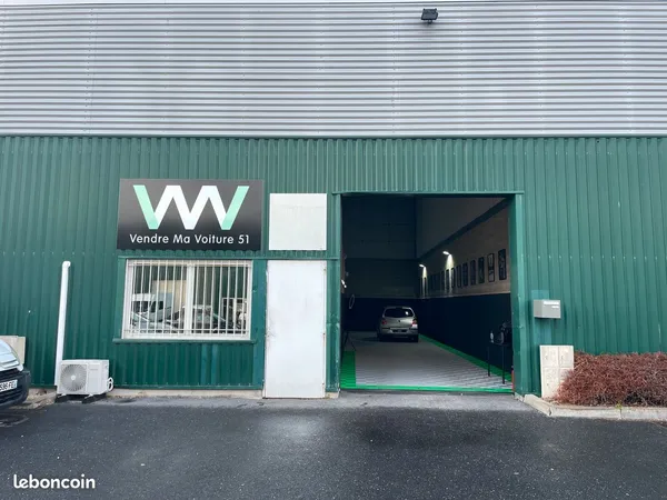 Local partagé 190 m² Reims - atelier, stockage, bureau