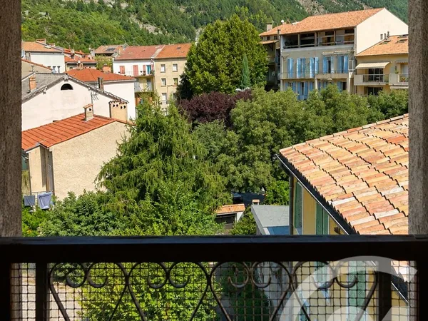 Appartement 6 pièces 121 m²