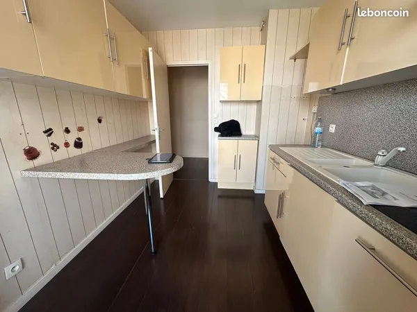 T2 avec balcon et loggia - Quartier Palente