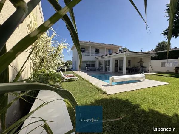 Maison 6 pièces 157 m²