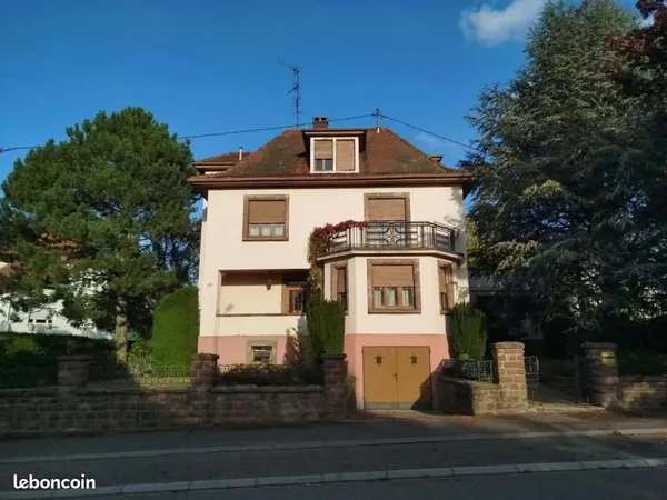 Maison 9 pièces 220 m²