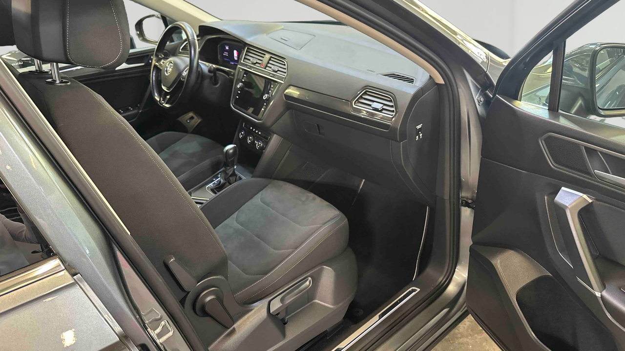 Volkswagen Tiguan Allspace 1.5 TSI 150 EVO DSG7 — photo 31