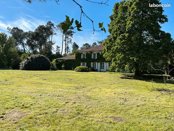 Propriété 7 pièces 270 m²