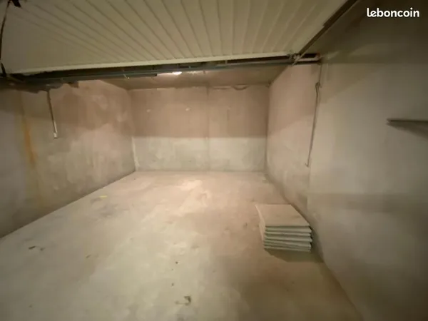 Garage 20 m² Valence