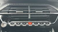 Peugeot 2008 1.2 PureTech 130ch S&S Allure — photo 15