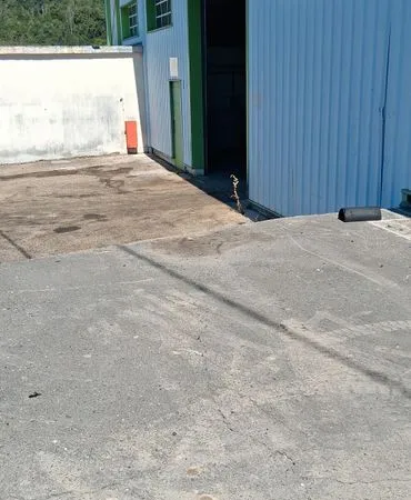Local pour atelier et ou stockage (importante baisse du prix due à une erreur de calcul)