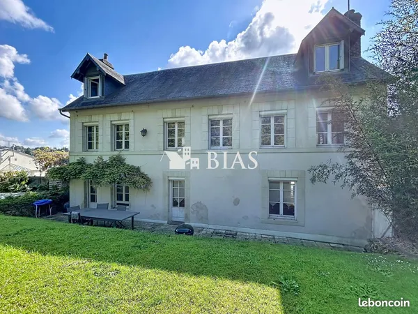 Maison 7 pièces 180 m²