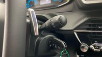 Peugeot 2008 1.2 Hybrid 145ch Style e-DCS6 — photo 24